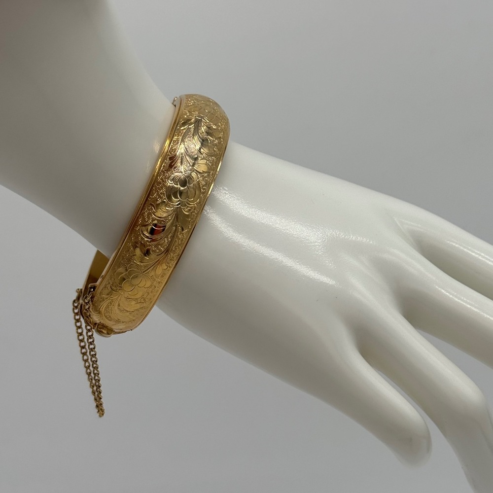 Vintage Gold Tone Hand Engraved Floral Hinged Bangle Bracelet Safety Chain